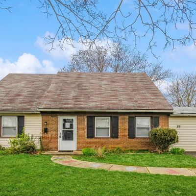 19 Hargrove Ln, Willingboro, NJ 08046