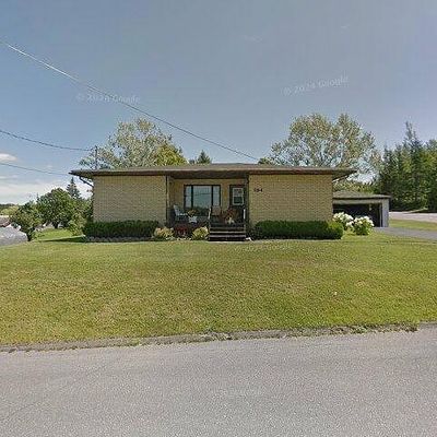 194 7 Th Ave, Madawaska, ME 04756