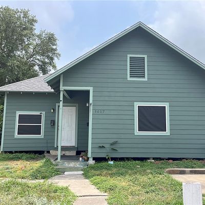 1617 Comanche St, Corpus Christi, TX 78401