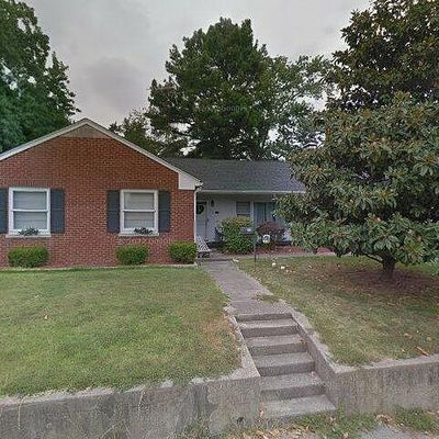 1722 Benton St, Eldorado, IL 62930