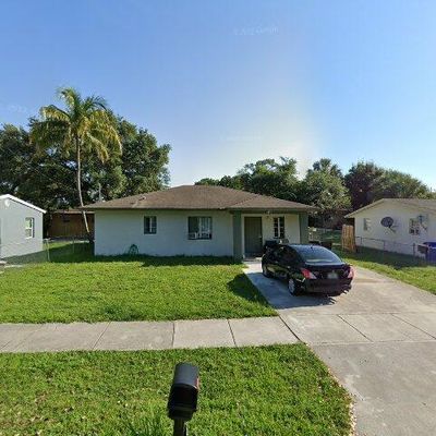 2215 Nw 5 Th St, Fort Lauderdale, FL 33311