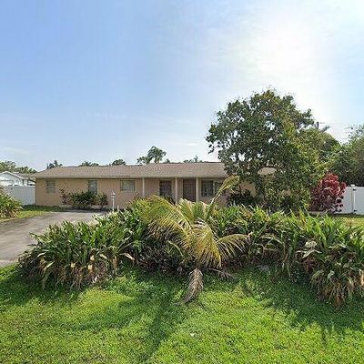 237 Akron Rd, Lake Worth, FL 33467