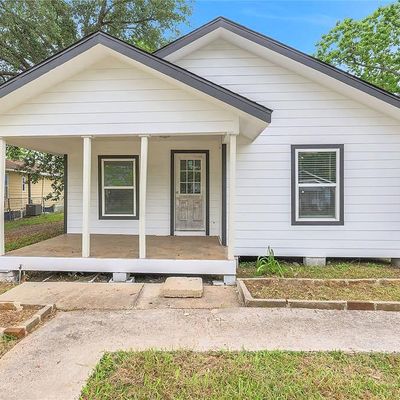 2104 Carolina St, Baytown, TX 77520