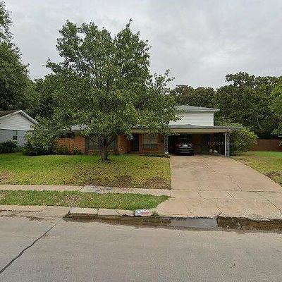 2715 W 11 Th St, Irving, TX 75060