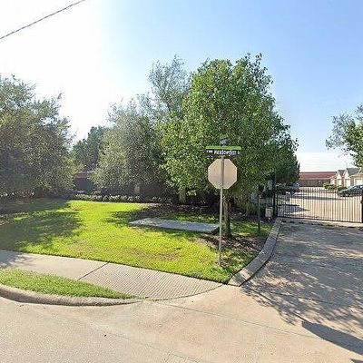 2907 Meadowglen Cv, Houston, TX 77082