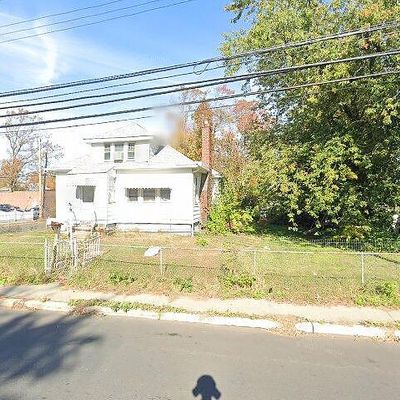 301 Stone Rd, Union Beach, NJ 07735