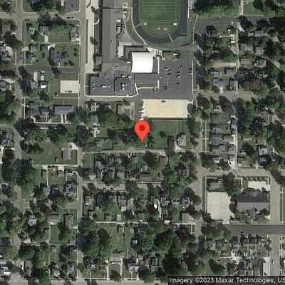 303 N Campus Ct, Elmwood, IL 61529