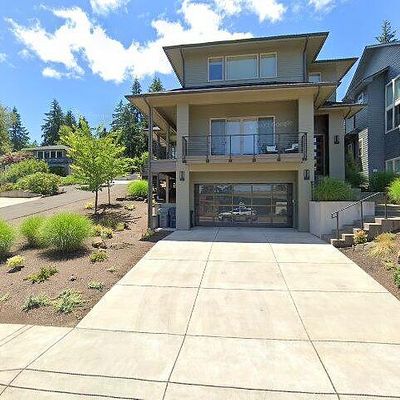 2484 Panorama Dr, Eugene, OR 97405