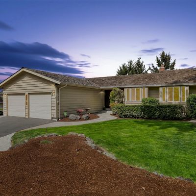 2600 Madrona Point Ln, Steilacoom, WA 98388