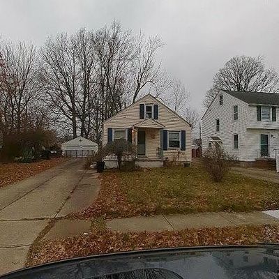 261 Lexington Ave, Elyria, OH 44035