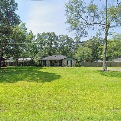 339 Linnwood Dr, New Caney, TX 77357