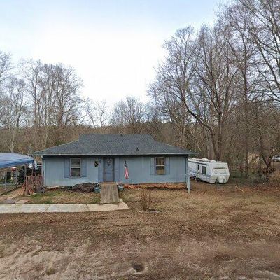 326 Millbank Rd, Wellford, SC 29385