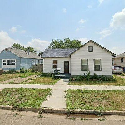 329 1 St St Sw, Dickinson, ND 58601