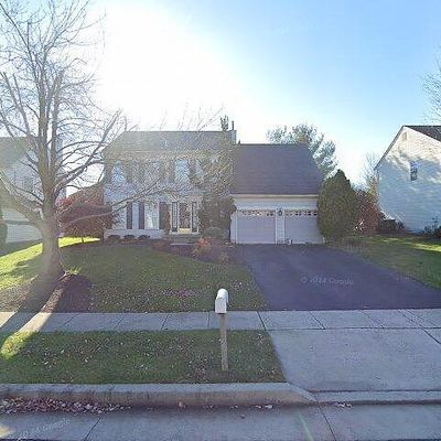 45 Jonquil Dr, Newtown, PA 18940