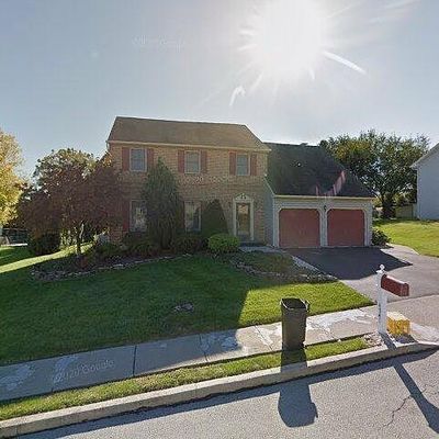 4541 Cairo Dr, Whitehall, PA 18052