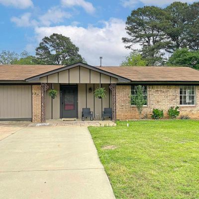 405 Central Ave, Wake Village, TX 75501