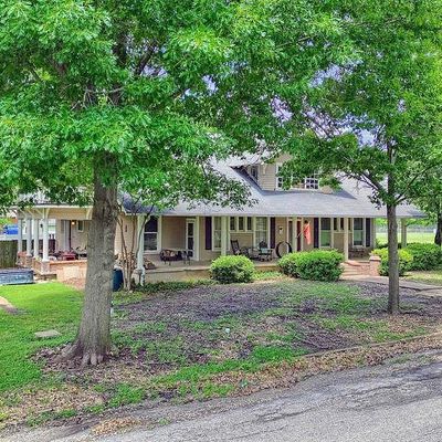 407 N Blanton, Whitewright, TX 75491