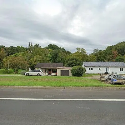 41 Keener St, Weston, WV 26452