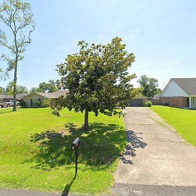 41 Raintree Cv, Lake Charles, LA 70605