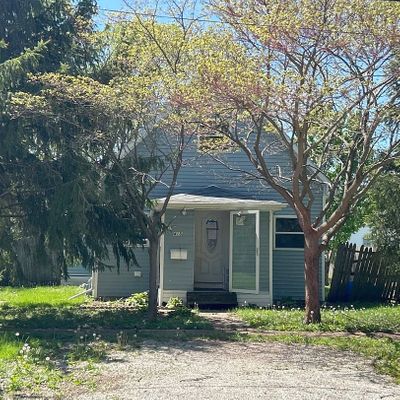 415 S State St, Gibson City, IL 60936