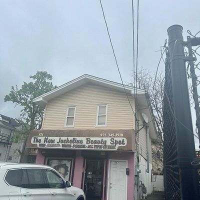 521 E 18 Th St, Paterson, NJ 07514