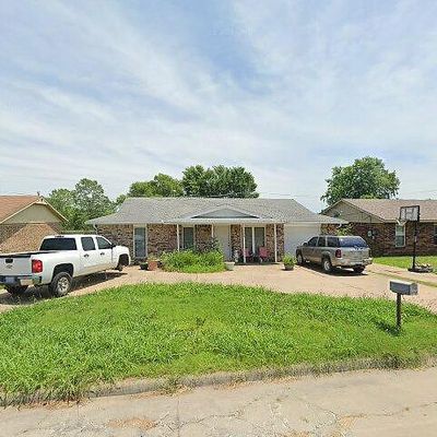 528 Highland Dr, Bartlesville, OK 74003