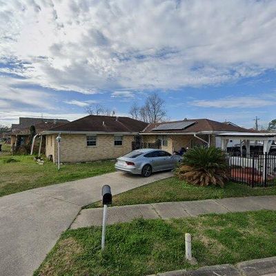 5500 Saint Ferdinand Dr, New Orleans, LA 70126