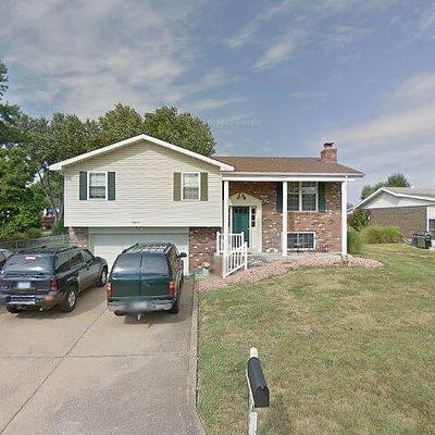 5845 Cranberry Dr, Imperial, MO 63052