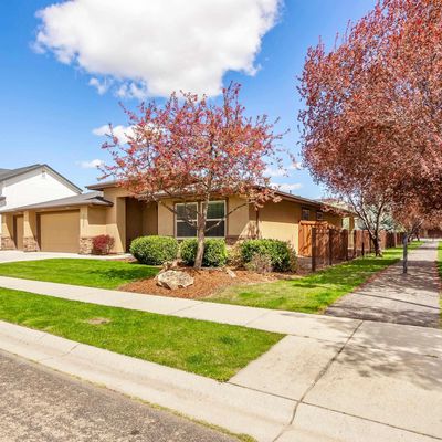 5854 N Rosa Springs Ave, Meridian, ID 83646