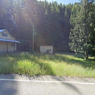 4842 Sullivan Lake Rd, Ione, WA 99139