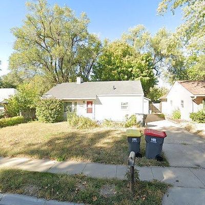 4926 J St, Lincoln, NE 68510