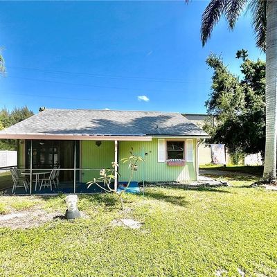 50 W North Shore Ave, North Fort Myers, FL 33903