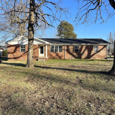 506 Crestwood Dr, Lafayette, TN 37083