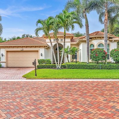 6424 Bellamalfi St, Boca Raton, FL 33496