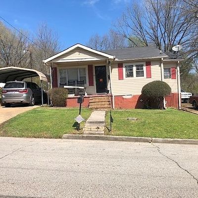 657 E Jackson St, Bolivar, TN 38008