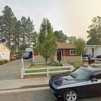 705 Yama St, Yreka, CA 96097