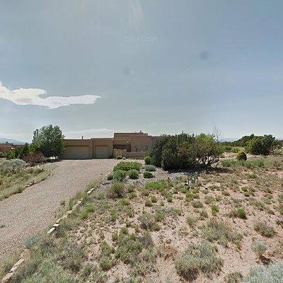 6 Chapala Rd, Santa Fe, NM 87508