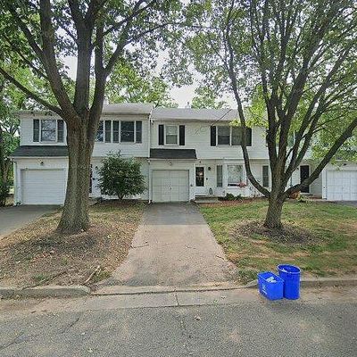 6 Tree Top Rd, Middlesex, NJ 08846