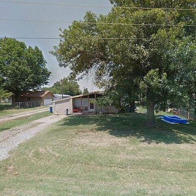 614 W 5 Th St, Newkirk, OK 74647