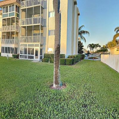 632 Snug Harbor Dr #D2, Boynton Beach, FL 33435