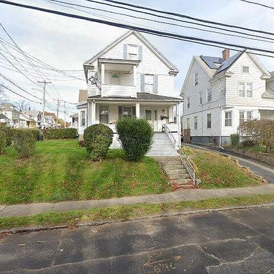 83 Lincoln Ave, New London, CT 06320