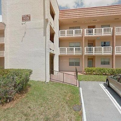 9321 Sunrise Lakes Blvd #305, Sunrise, FL 33322