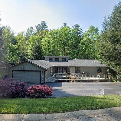 97 Ballantree Dr, Asheville, NC 28803