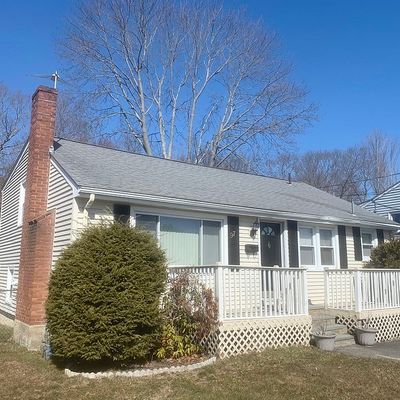 97 Keith Ave, Brockton, MA 02301