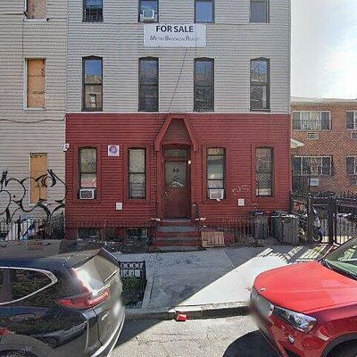 98 Linden St, Brooklyn, NY 11221