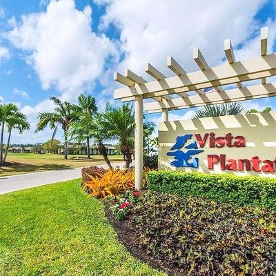 12 Plantation Dr, Vero Beach, FL 32966
