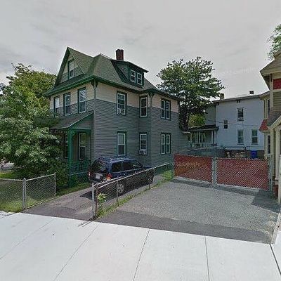 123 Bay St, Springfield, MA 01109