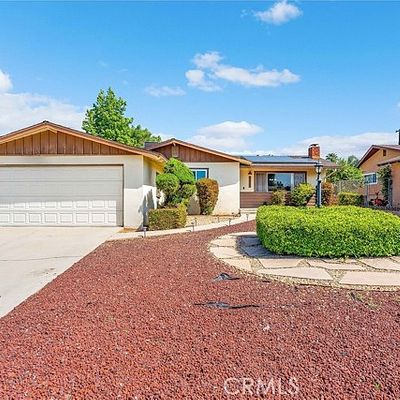 1258 2 Nd Pl, Calimesa, CA 92320