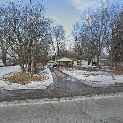 1428 W Stanley Rd, Mount Morris, MI 48458