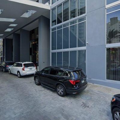 1300 Brickell Bay Dr #3400, Miami, FL 33131